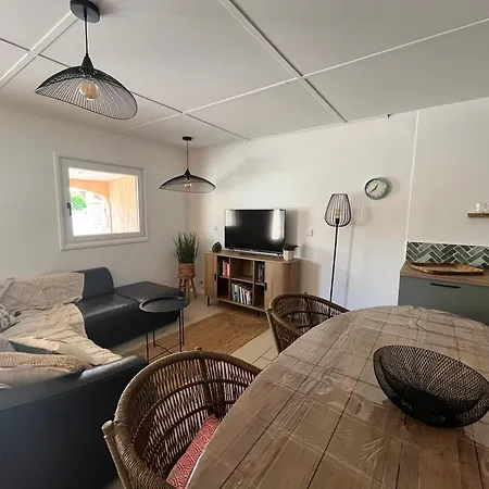 Villa Domaine De A 600m De La Climatisee 3 7 Couchages Terrasse Wifi Animations Et Piscines En Supplement Lrpdsd7 Portiragnes