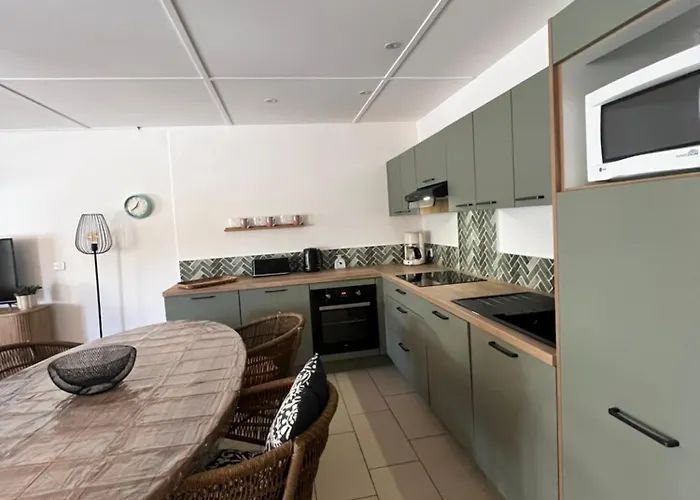 Domaine De A 600m De La Climatisee 3 7 Couchages Terrasse Wifi Animations Et Piscines En Supplement Lrpdsd7 *