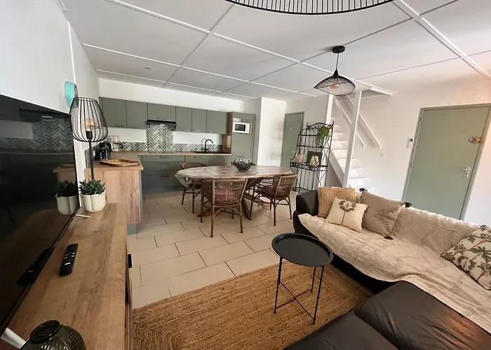 Domaine De A 600m De La Climatisee 3 7 Couchages Terrasse Wifi Animations Et Piscines En Supplement Lrpdsd7
